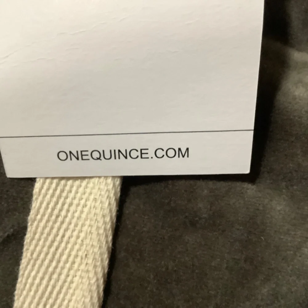 Quince King/Calif King Cotton Velvet Quilt New in package Graystone